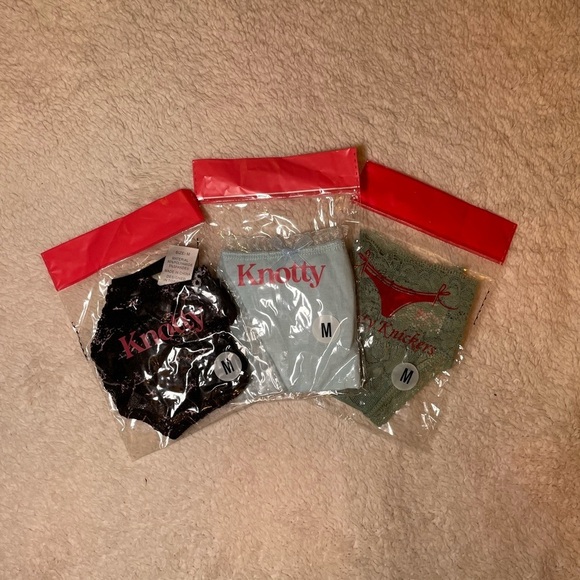 BNIB - 3 pairs of Woman’s Knotty Knickers - Picture 4 of 4